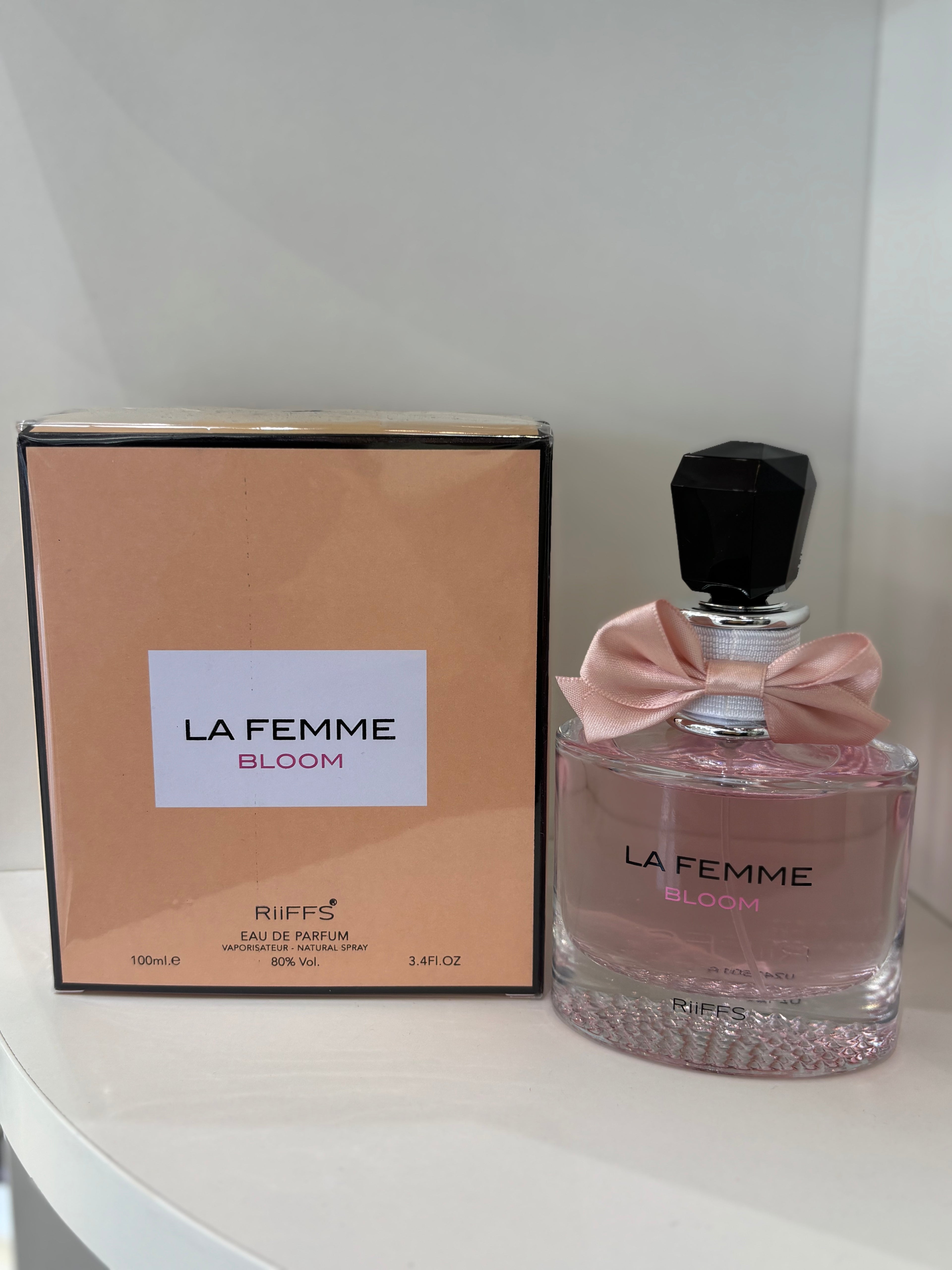 LA FEMME BLOOM