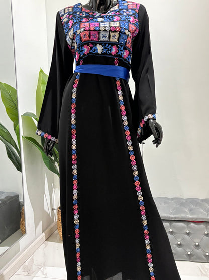 women  Thoub