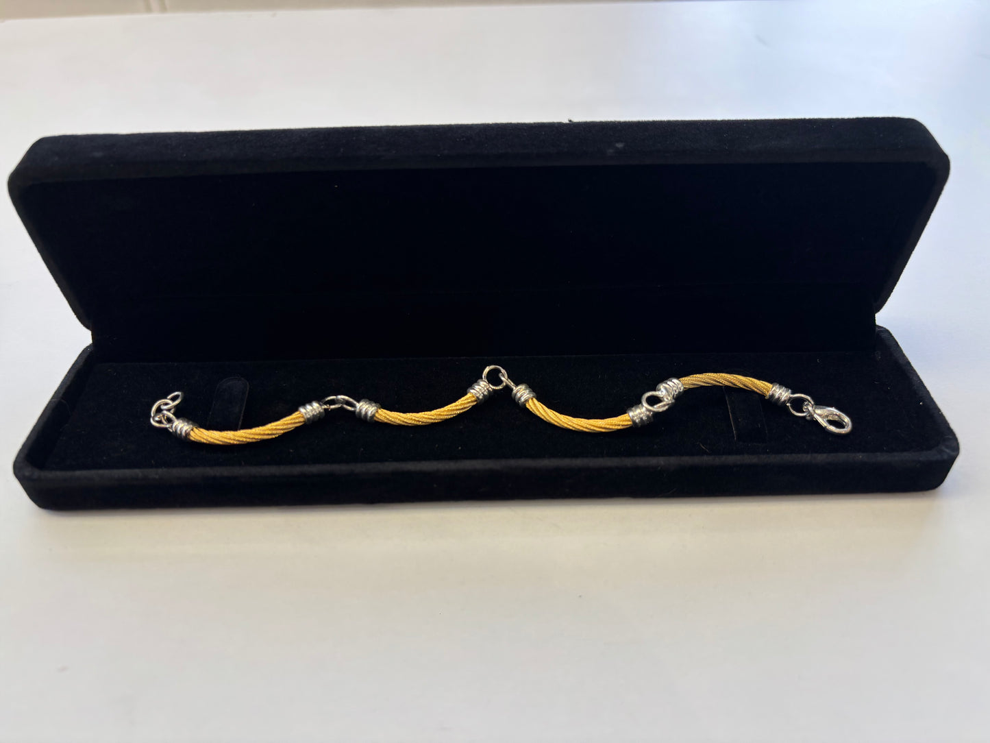 Bracelet